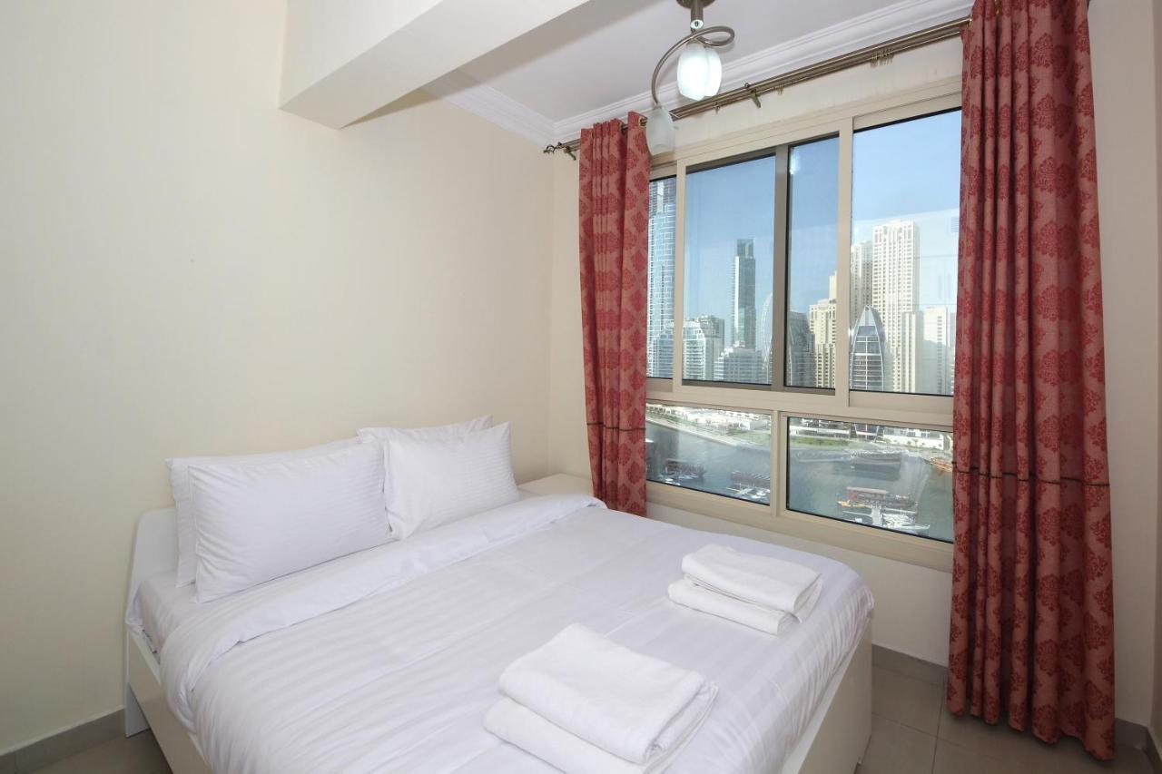 Signature Holiday Homes- Manchester Tower 1 Bedroom Apartment,Dubai Marina Kültér fotó